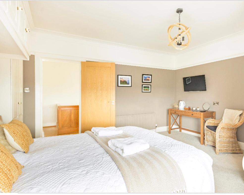 Larkhill House Hotel Portrush Ngoại thất bức ảnh