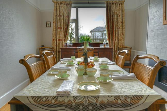 Larkhill House Hotel Portrush Ngoại thất bức ảnh
